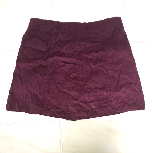 Burgundy corduroy button down skirt - Picture 3 of 6